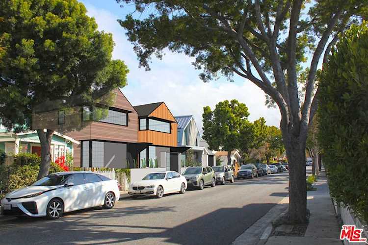647 Navy Street Santa Monica, CA 90405