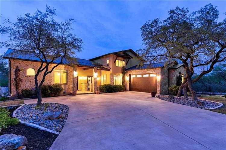 3512 S Pace Bend RD Spicewood, TX 78669