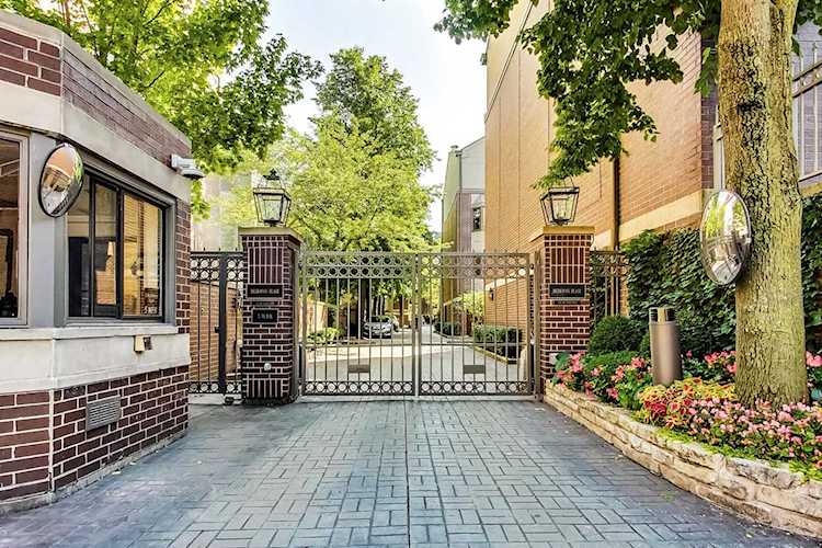 55 W Goethe St #1249 Chicago, IL 60610