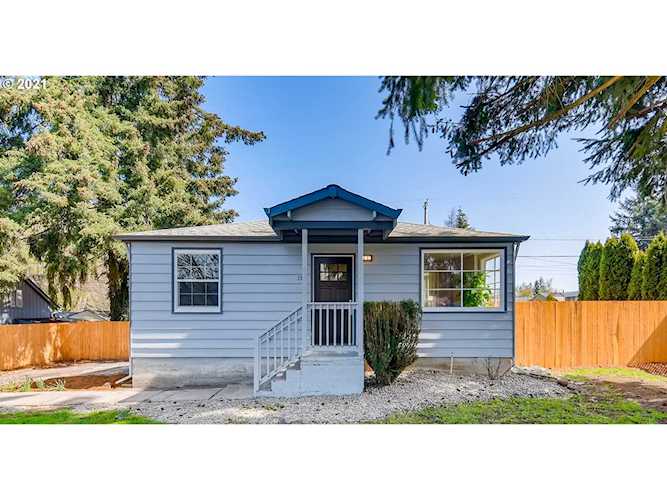 154 NW Ebberts Ave Hillsboro, OR 97124