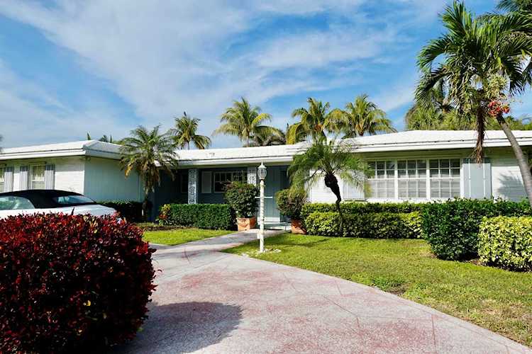 2263 E Ibis Isle Road Palm Beach, FL 33480