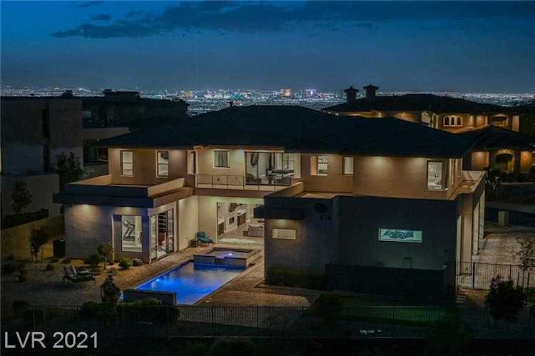 5 Crystal Tree Pass Henderson, NV 89052
