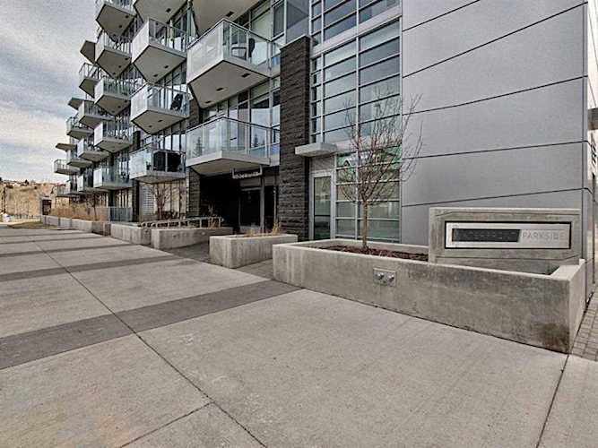 108 2 St SW #509 Calgary, AB T2P 4R5