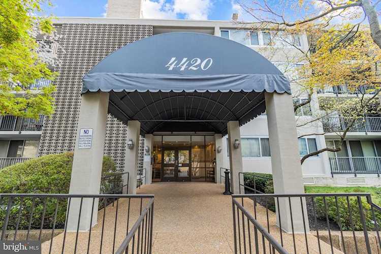 4420 Briarwood Ct N #27 Annandale, VA 22003