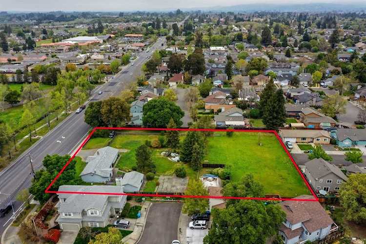 1270 Fulton Road Santa Rosa, CA 95401