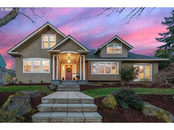 7034 SE 34th Ave Portland, OR 97202