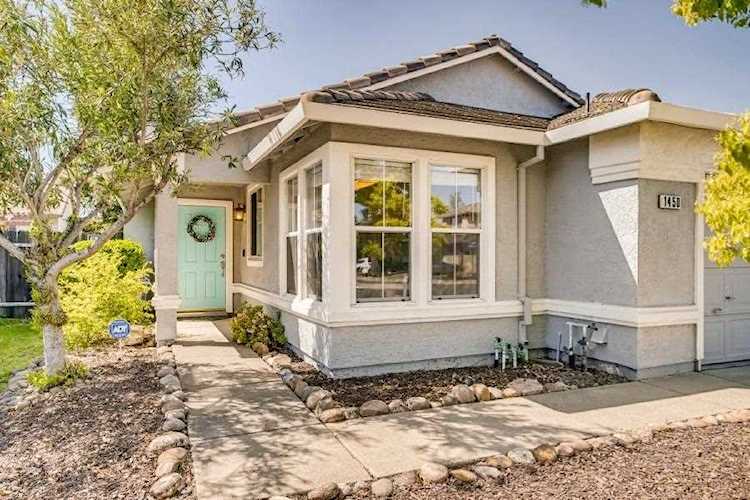1450 Markham Ravine Drive Lincoln, CA 95648