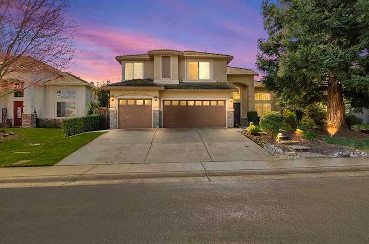 1073 Danielle Drive Roseville, CA 95747