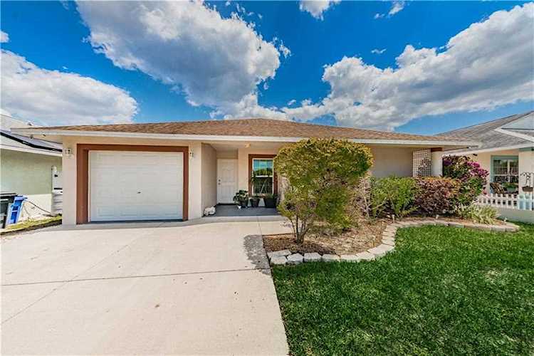 1204 Shared Passion St Ruskin, FL 33570