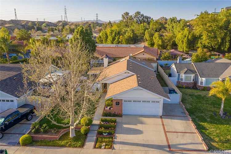 27845 Santa Clarita Road Saugus, CA 91350