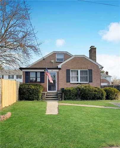 39 Benbridge Ave Warwick, RI 02888
