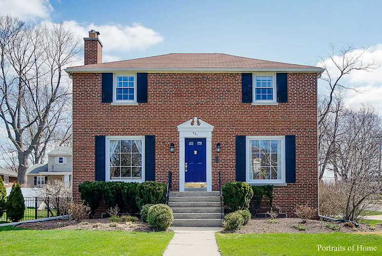901 N President St Wheaton, IL 60187