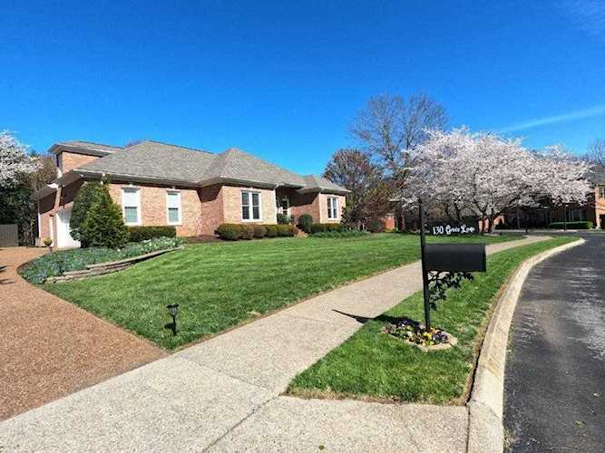 130 Grove Ln Franklin, TN 37064