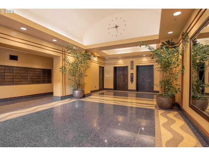 420 NW 11th Ave #607 Portland, OR 97209