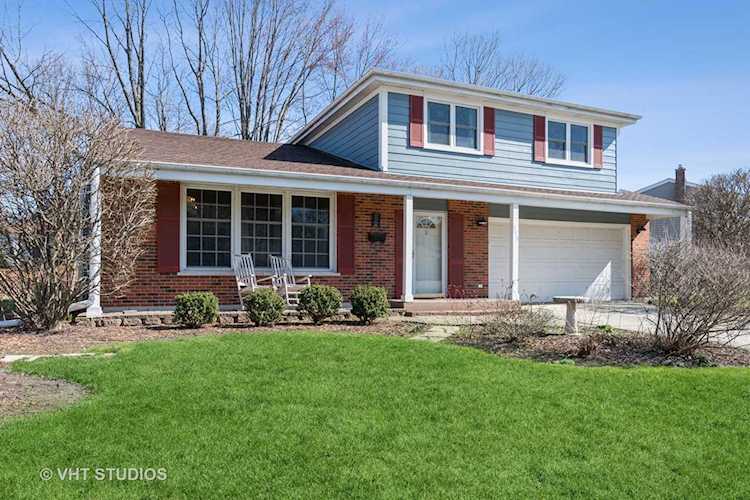 373 Cottonwood Ln Naperville, IL 60540