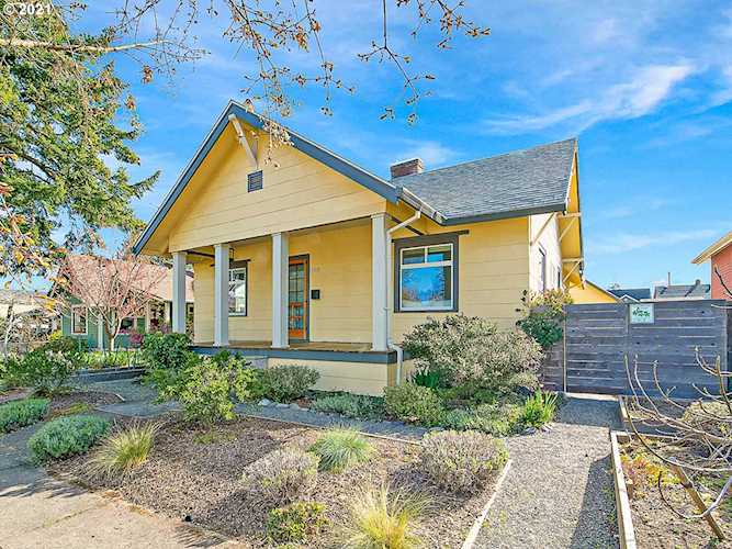 7032 N Omaha Ave Portland, OR 97217