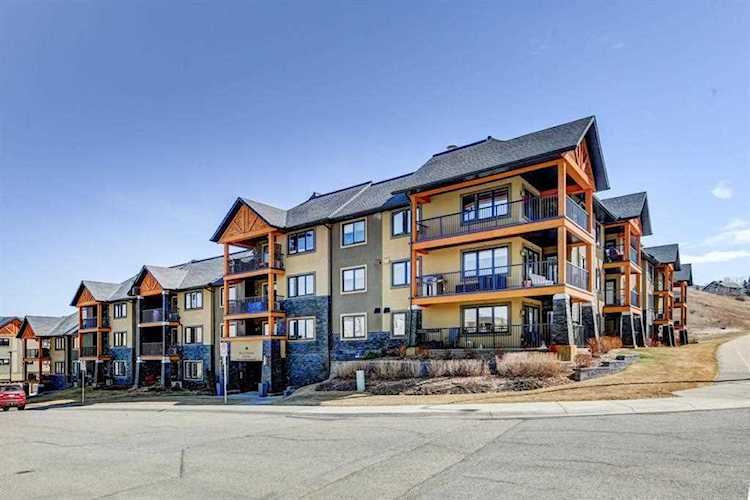 103 Valley Ridge Manor NW #310 Calgary, AB T3B 6C5