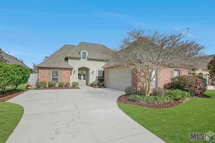16835 Highland Club Ave Baton Rouge, LA 70817