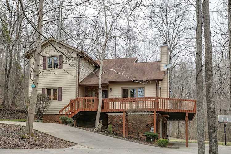 1043 Hogans Branch Rd Hendersonville, TN 37075