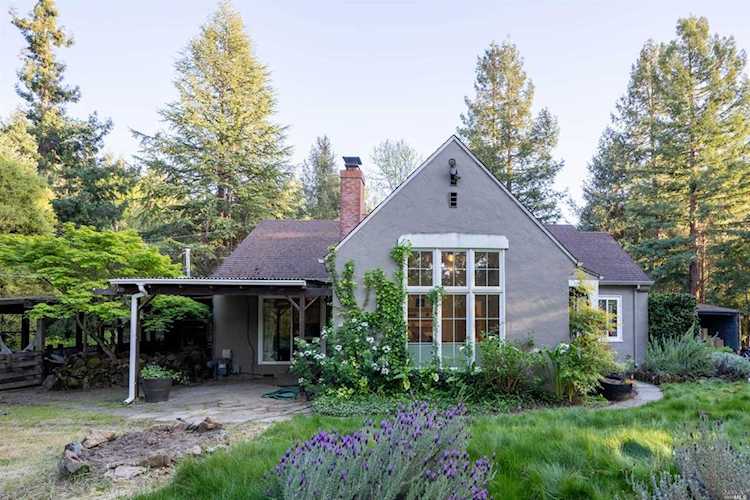 3229 Frei Road Sebastopol, CA 95472