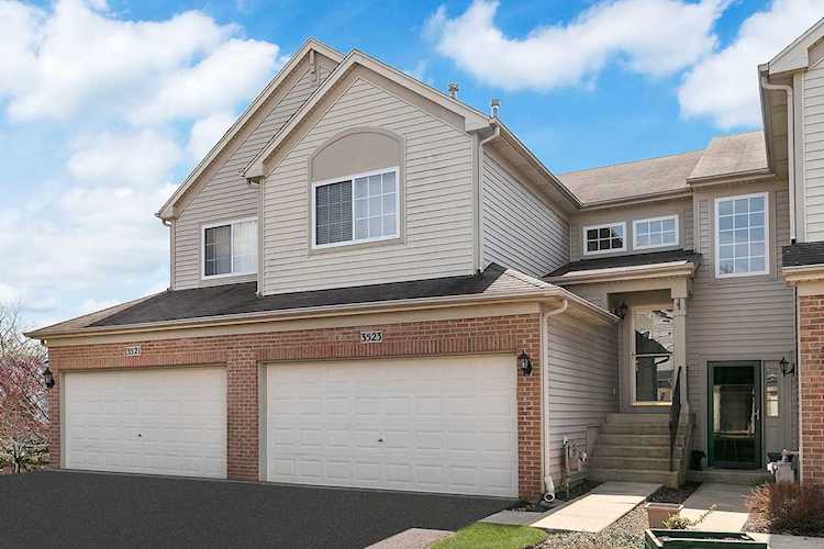 3523 Blue Ridge Ct #3523 Carpentersville, IL 60110