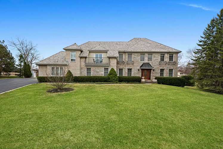 14900 King Ct Green Oaks, IL 60048