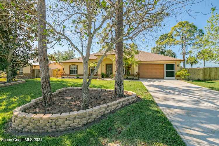 430 NE Firestone Street Palm Bay, FL 32907