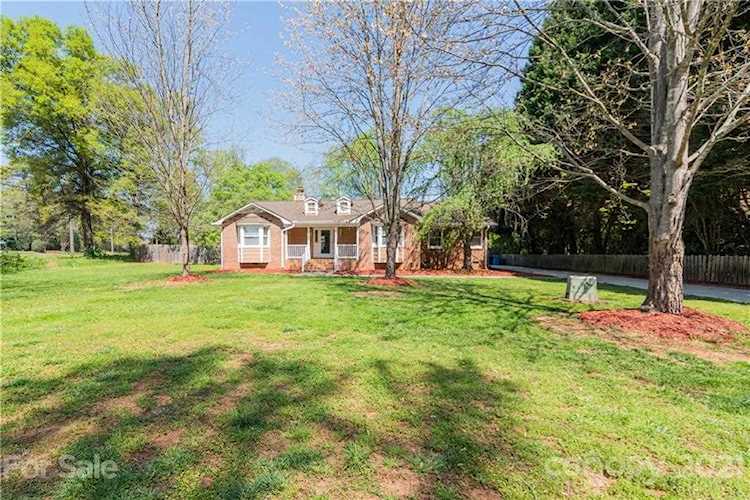 7101 Ashbourne Ln Mint Hill, NC 28227
