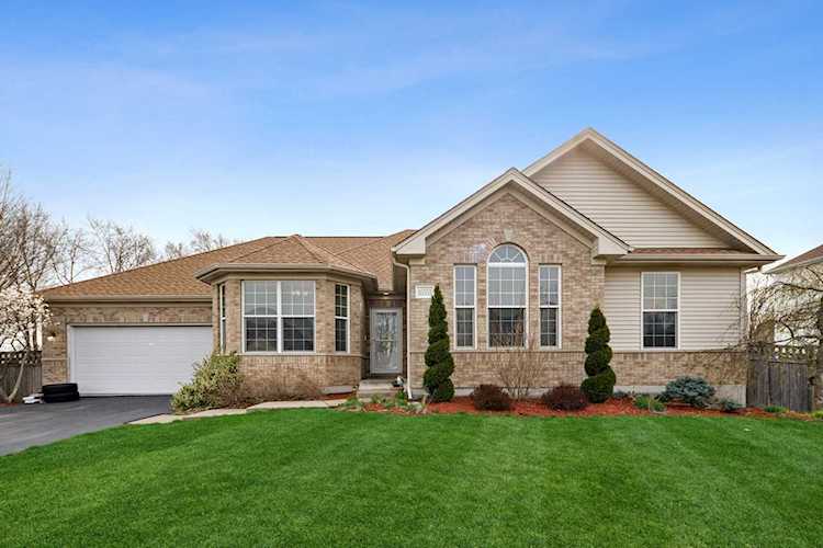 16355 S Lexington Dr Plainfield, IL 60586