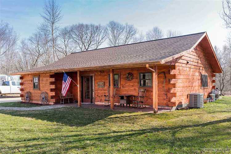 S4657 Raven Acres Dr Baraboo, WI 53913