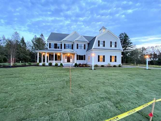 4 (Lot 8) Tuttle Lane Lynnfield, MA 01940