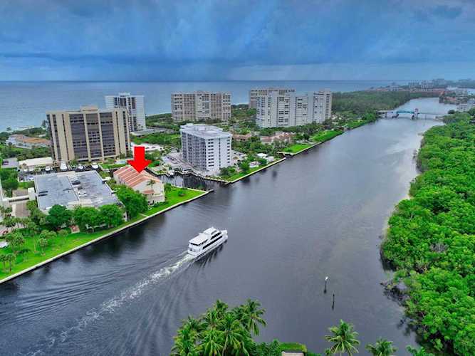 4744 S Ocean Boulevard #Th 4 Highland Beach, FL 33487