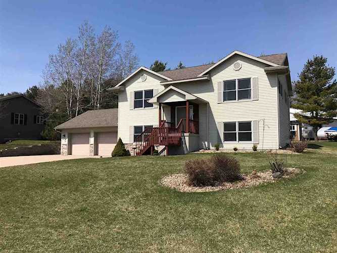 1450 Bea Ann Dr Dodgeville, WI 53533