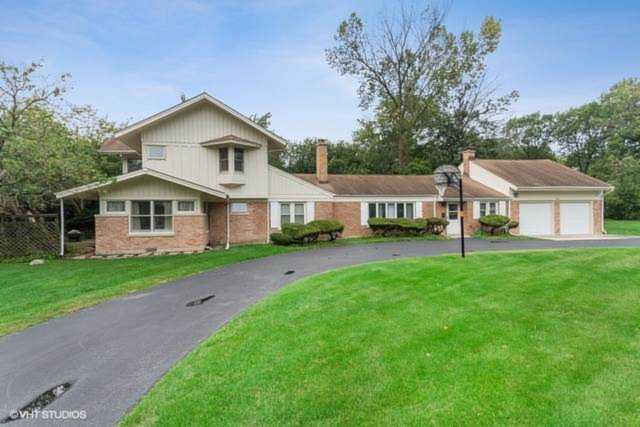 180 Barberry Rd Highland Park, IL 60035