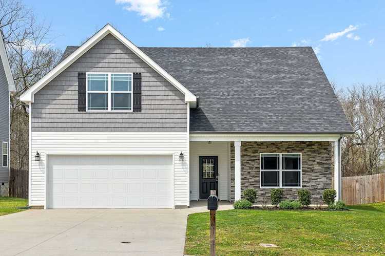 1882 Camelot Dr Clarksville, TN 37040
