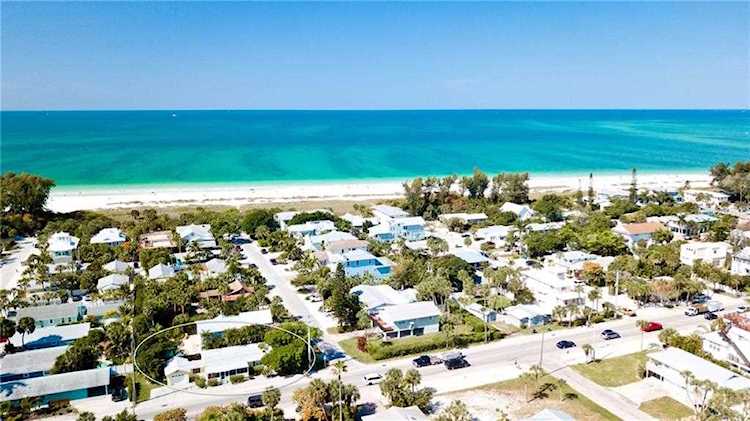 9206 Gulf Dr Anna Maria, FL 34216
