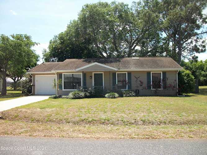 2114 NE Kent Street Palm Bay, FL 32907