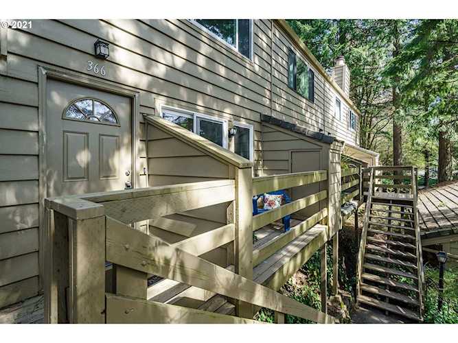 366 Cervantes Cir Lake Oswego, OR 97035