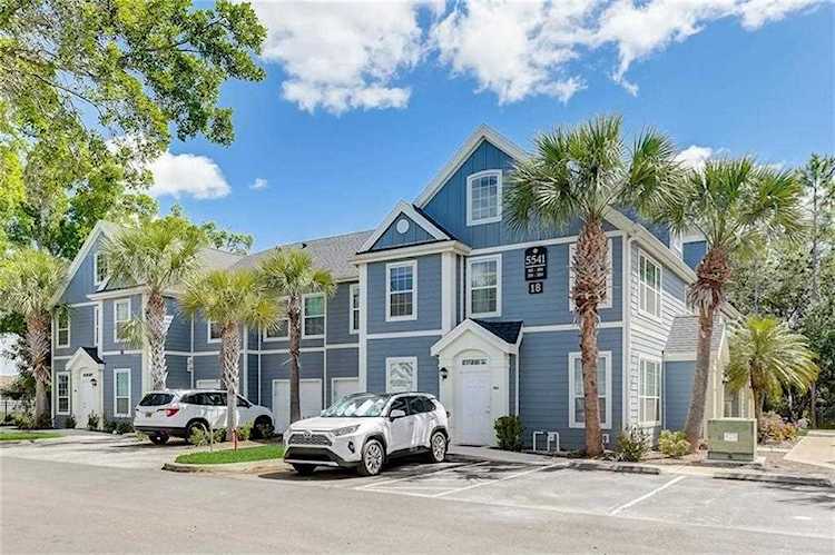 5541 Rosehill Rd #202 Sarasota, FL 34233