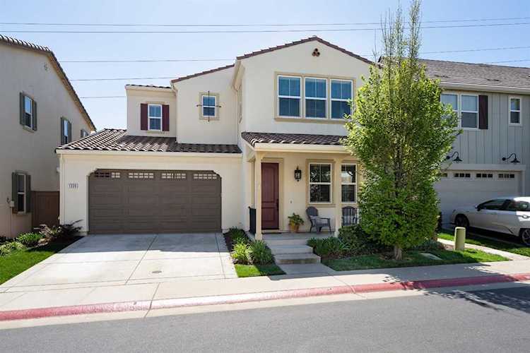 1336 Folsom Meadows Circle Folsom, CA 95630