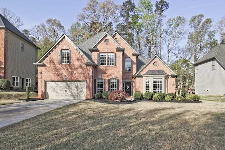 1985 Providence Oaks St Milton, GA 30009
