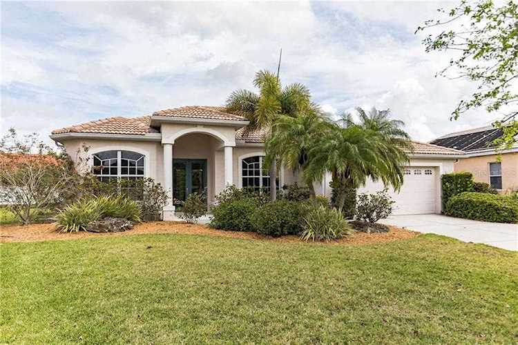 7431 Roxye Ln Sarasota, FL 34240