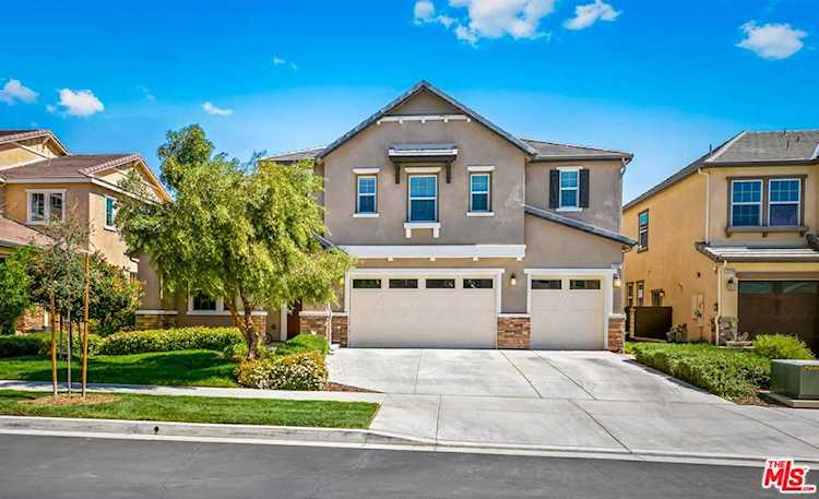 22352 Windriver Court Santa Clarita, CA 91350