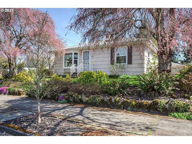 7416 N Mckenna Ave Portland, OR 97203