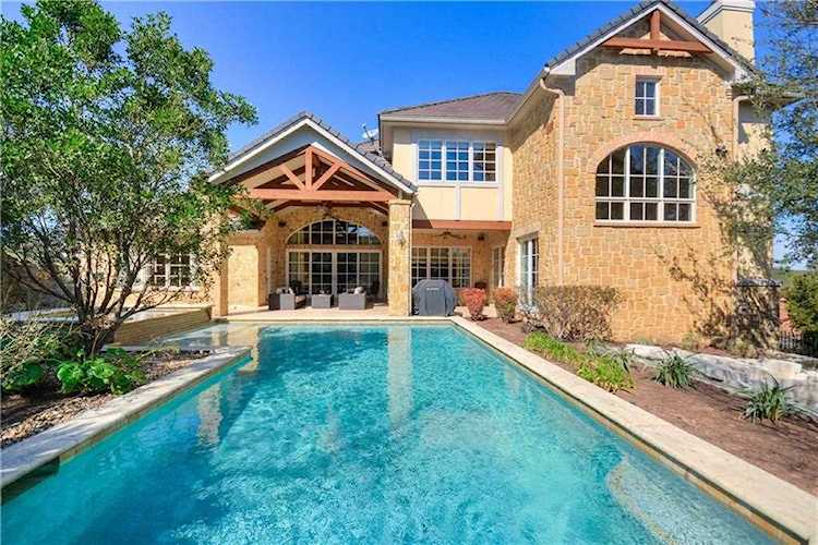 6712 Valburn DR #B Austin, TX 78731