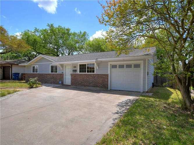 1505 Wheless LN Austin, TX 78723