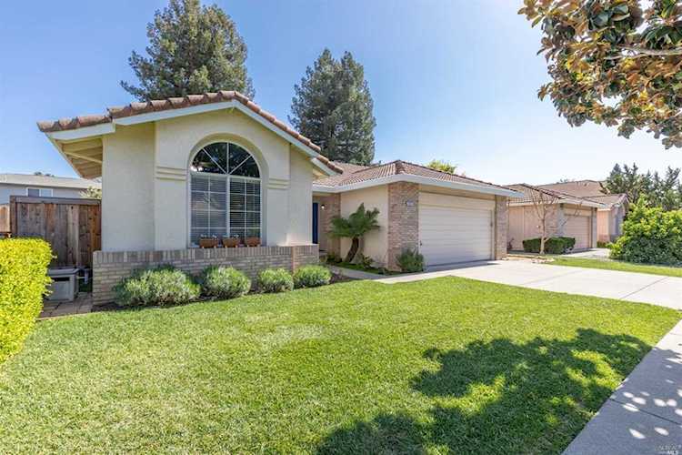 2431 Wine Country Avenue Napa, CA 94558