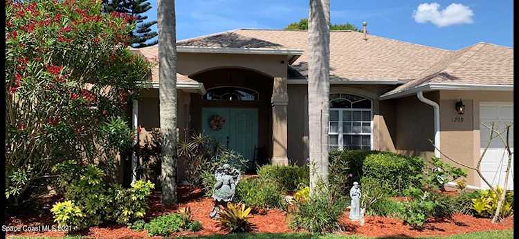 1209 Winding Meadows Road, Rockledge, 32955, FL | MLS #901529 | Keller Williams. Photo 1
