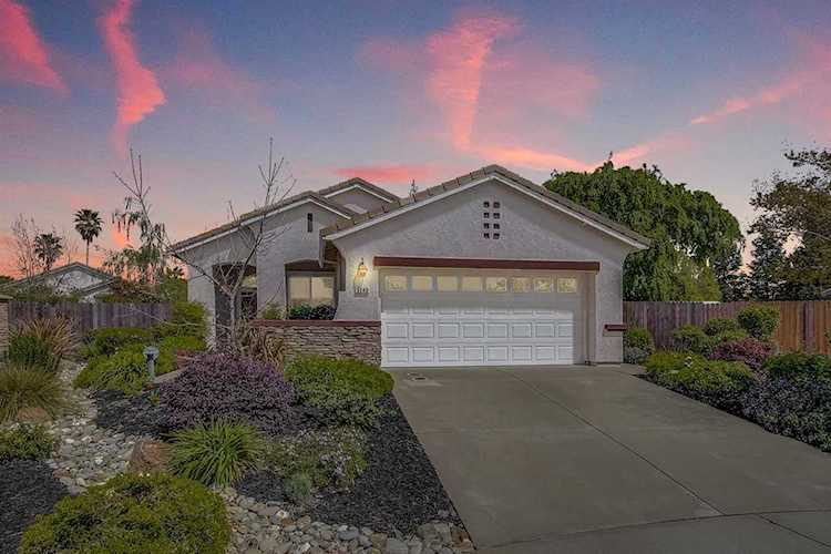 3243 Hess Court Rancho Cordova, CA 95670