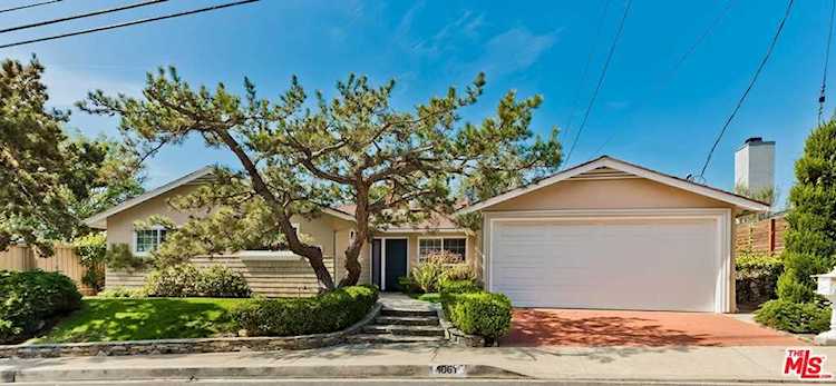 1061 Las Pulgas Road Pacific Palisades, CA 90272
